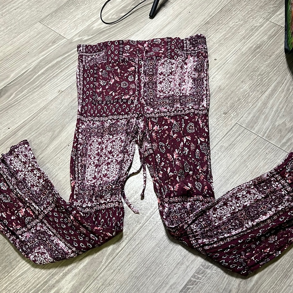 loose leggings